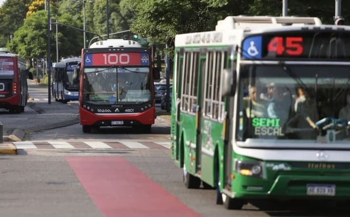La UTA cerró un acuerdo salarial con las empresas y se levantó la ...
